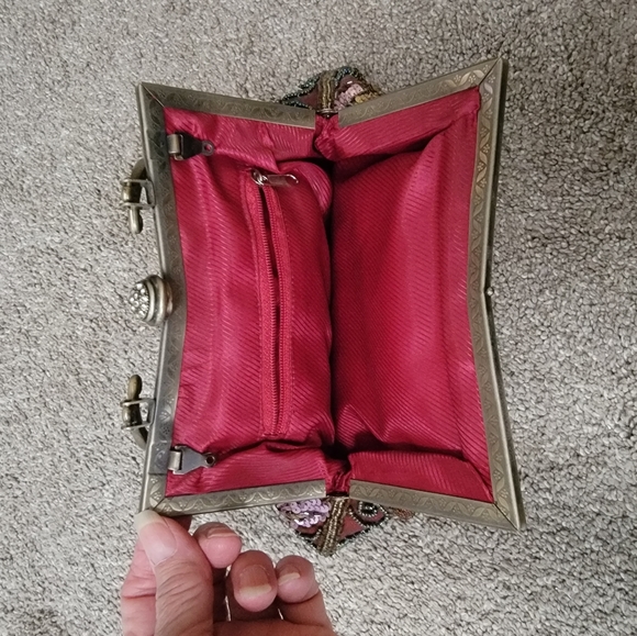 Beaded Handbag - Picture 4 of 4